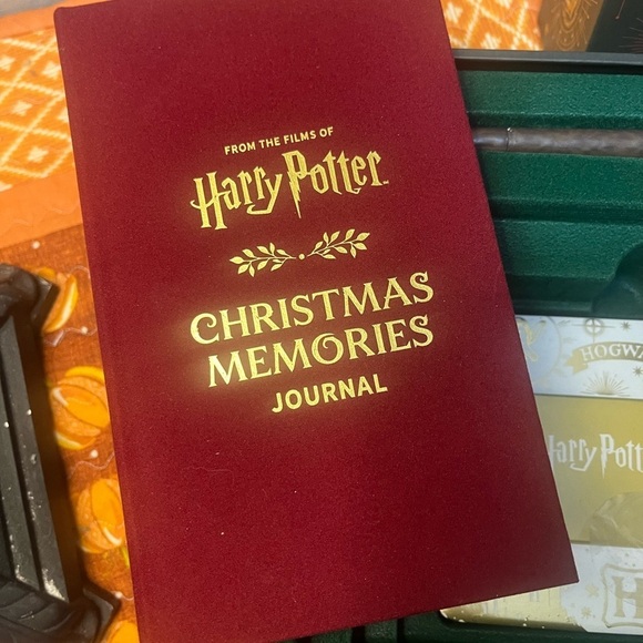 Harry Potter: Christmas Celebrations Gift Set - Picture 5 of 7